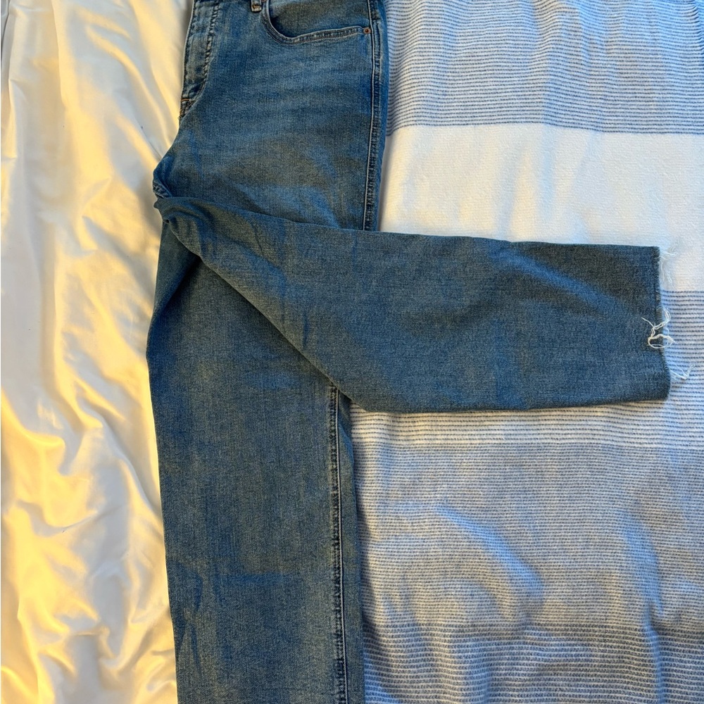 women’s free people jeans!